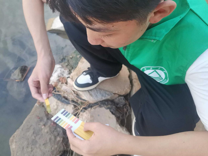 青 山绿水，“河”我守护｜williamhill威廉希尔“河”你守绿实践团筑梦绿色新篇章