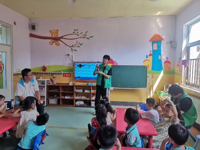 青 山绿水，“河”我守护｜williamhill威廉希尔“河”你守绿实践团筑梦绿色新篇章